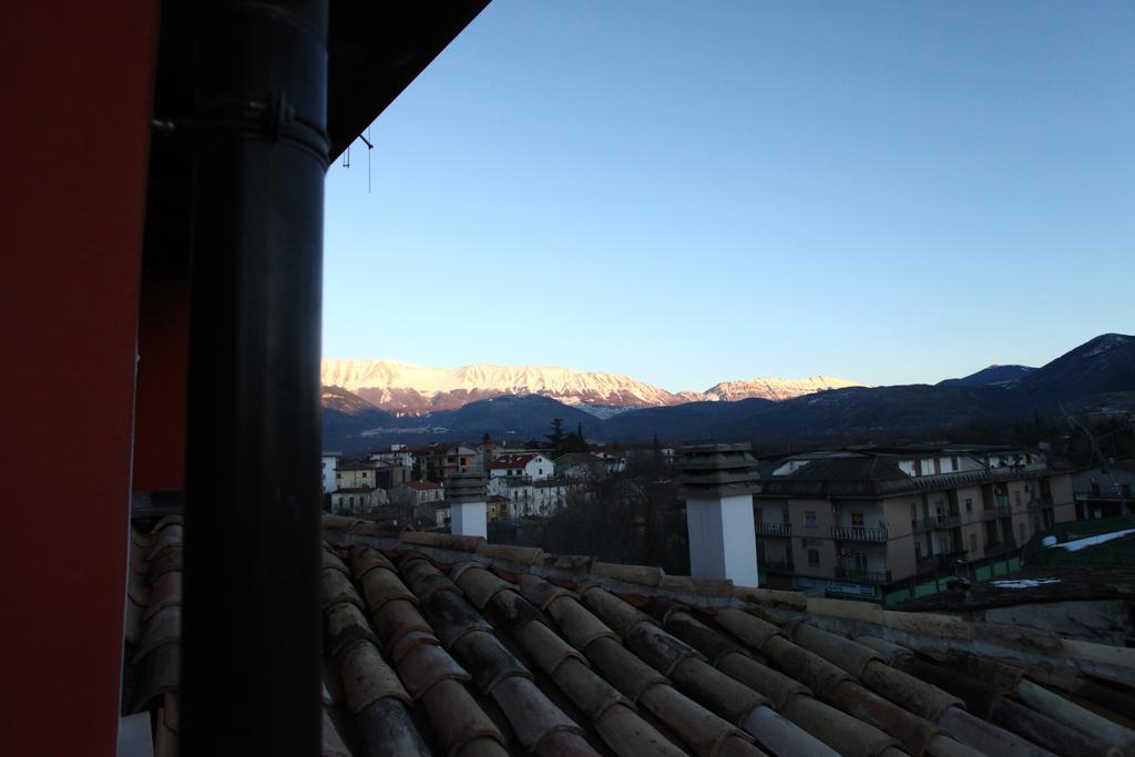 Angelino Home スルモナ 部屋 写真